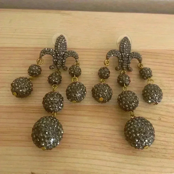 Fluer De Lis Womens Black Crystal Dangle Costume Earrings - Picture 2 of 8